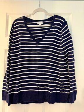 Old Navy | V-Neck Sweater | Navy and White Striped | Size  XXL